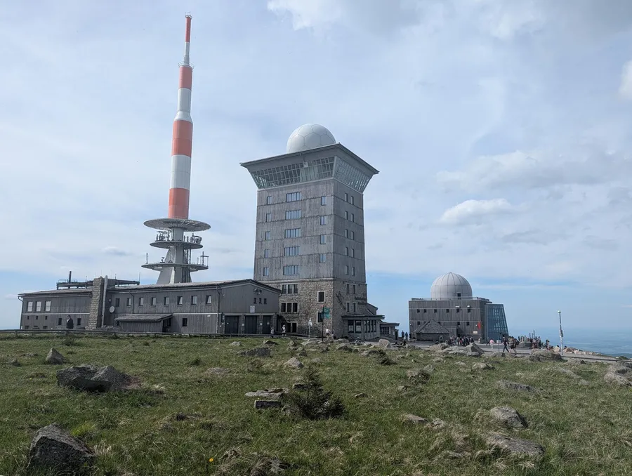 Auf dem Brockengipfel
