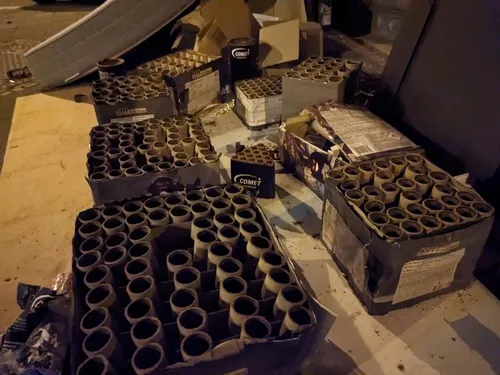 Überreste des Silvester-Feuerwerks