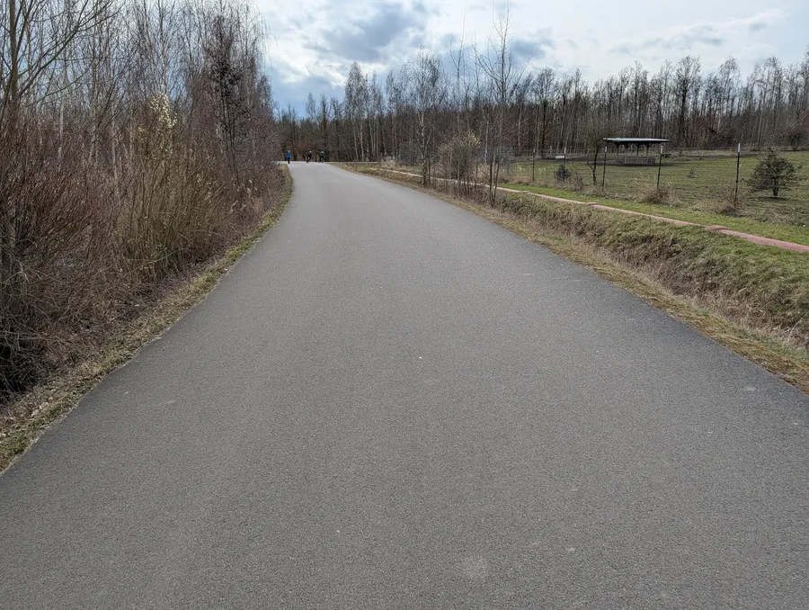 Radweg am Cospudener See