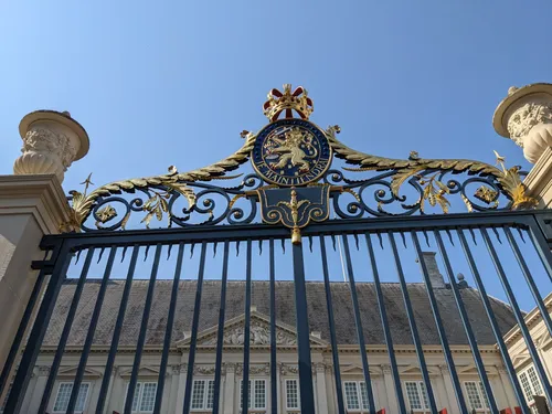 Tor vor dem königlichen Palast Noordeinde