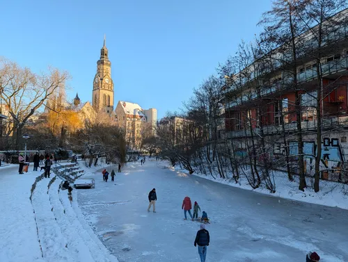 Karl-Heine-Bogen im Winter